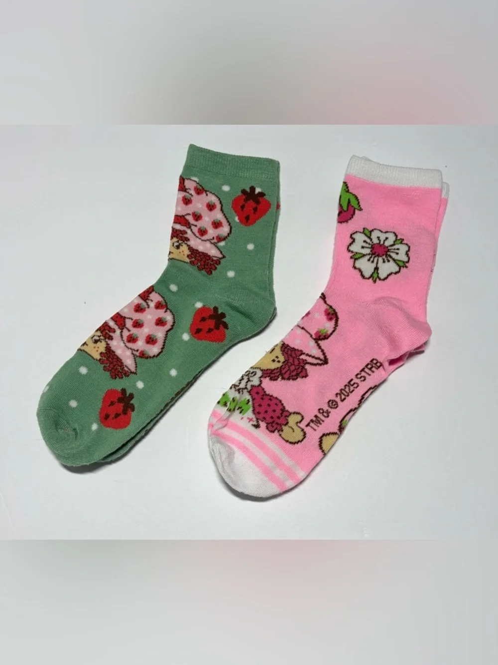 Strawberry Shortcake NWOT Kids' Socks -‎ Green & Pink
